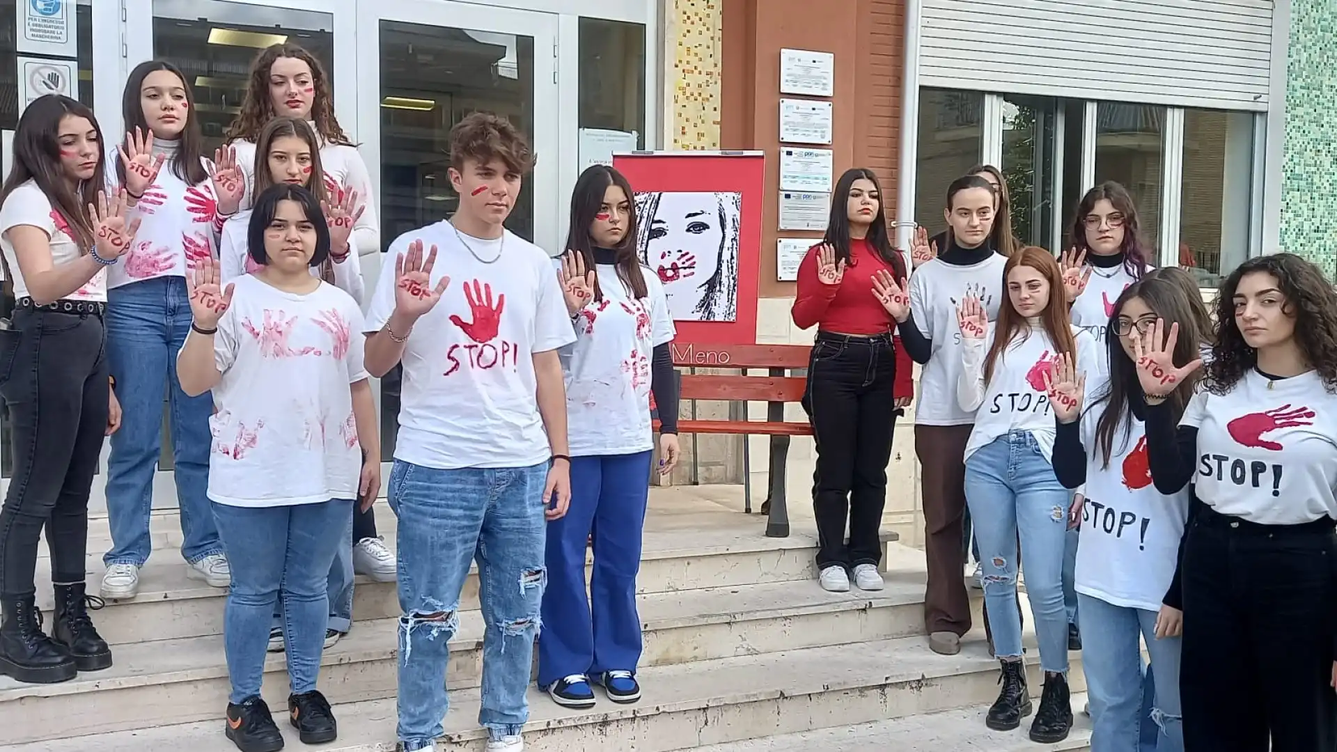 Isernia: l’Istituto Cuoco Manuppella celebra la giornata internazionale per l’eliminazione della Violenza Sulle Donne.